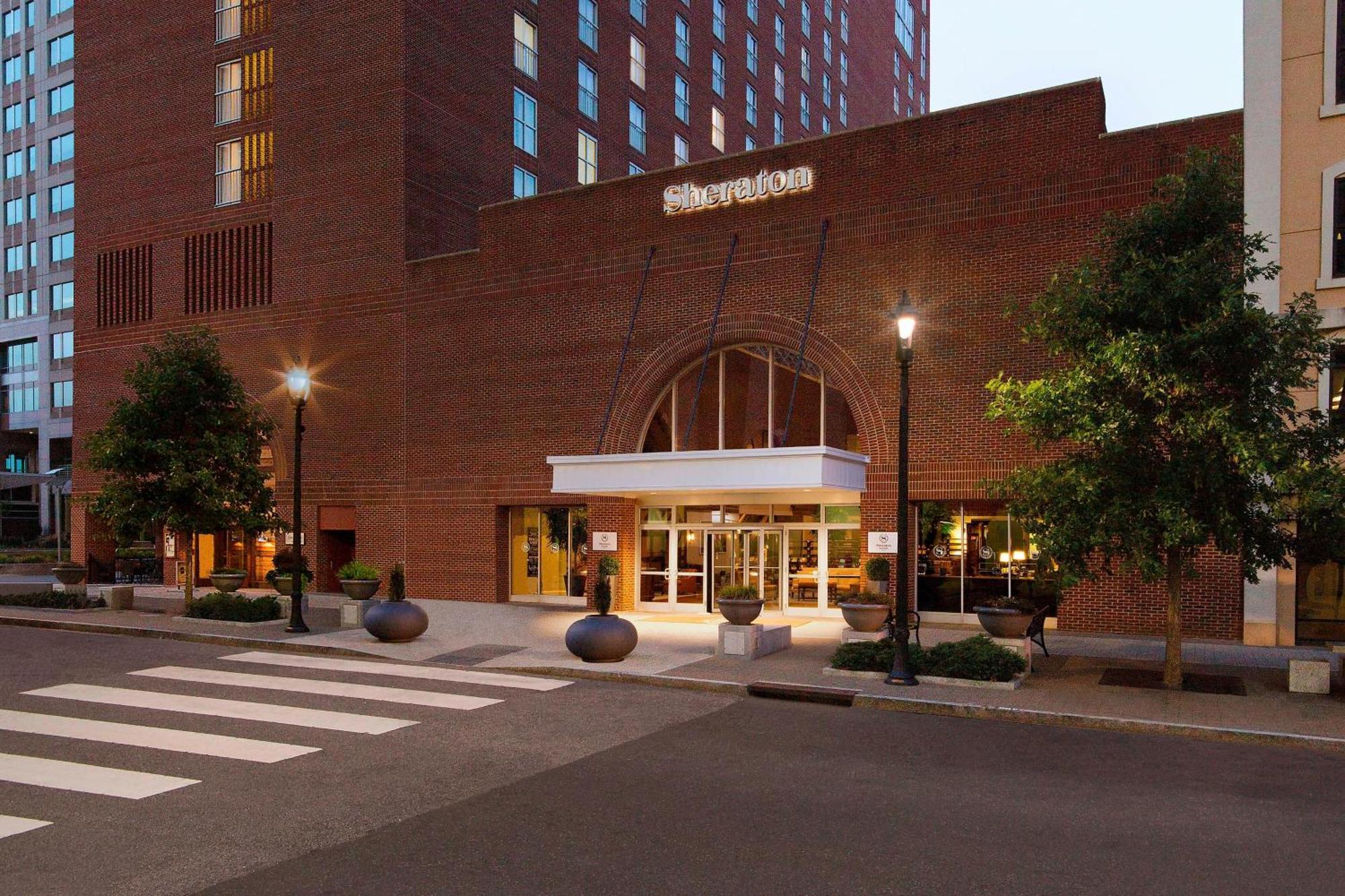 Sheraton Raleigh Hotel Exterior foto