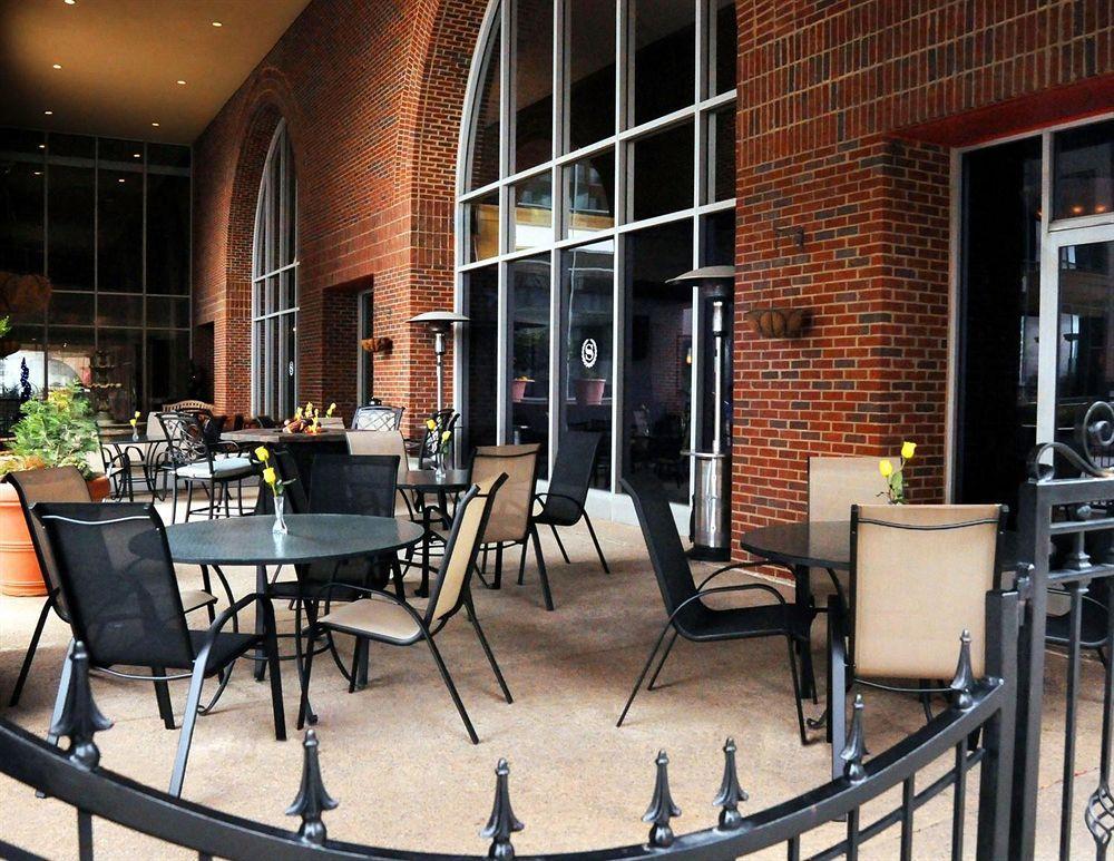 Sheraton Raleigh Hotel Exterior foto